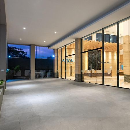 Aston Inn Tasikmalaya Zewnętrze zdjęcie