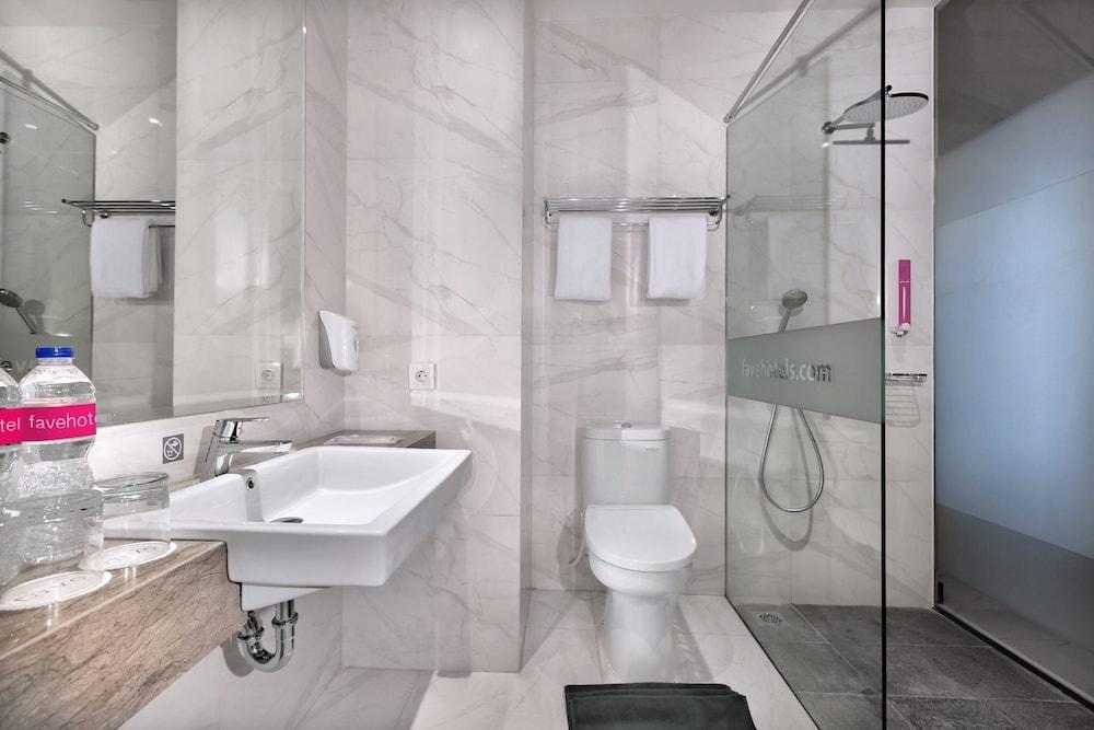 Aston Inn Tasikmalaya Zewnętrze zdjęcie